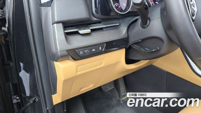 Kia Canival 2023 — photo 26