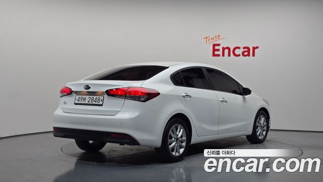 Kia K3 2016 — photo 2