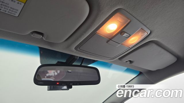Kia K3 2016 — photo 21