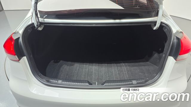 Kia K3 2016 — photo 26
