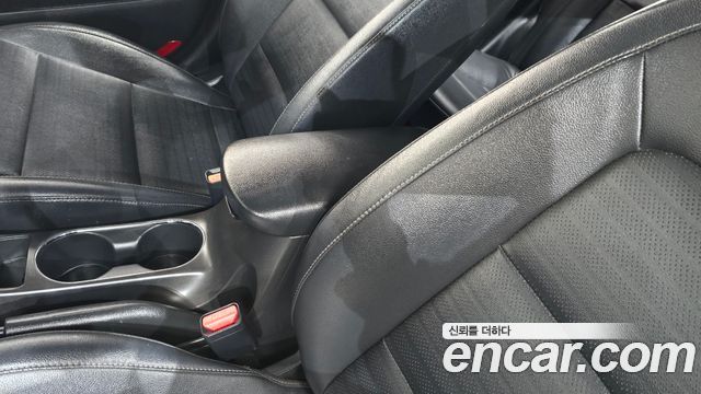 Kia K3 2016 — photo 31