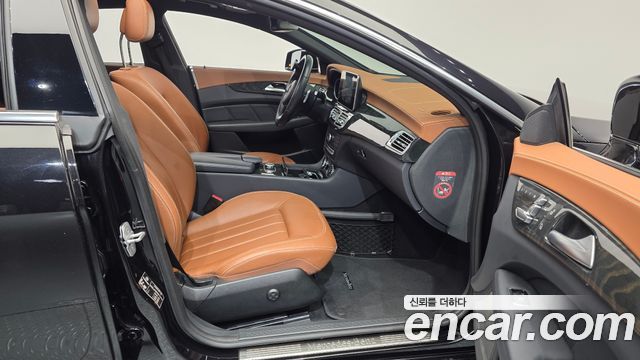 Mercedes-Benz CLS-Class 2017 — photo 11