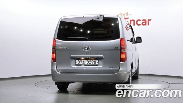 Hyundai Starex 2015 — photo 4