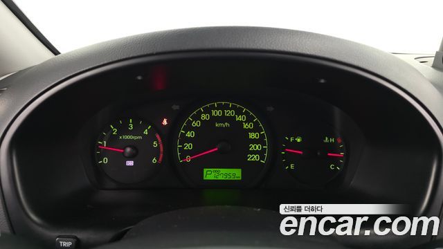 Hyundai Starex 2015 — photo 8