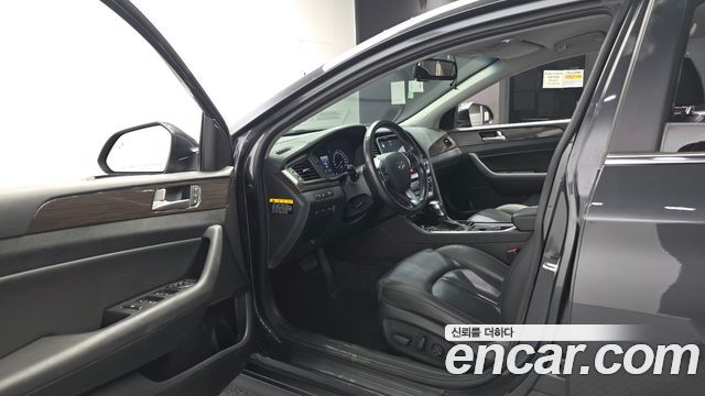 Hyundai Sonata 2019 — photo 13