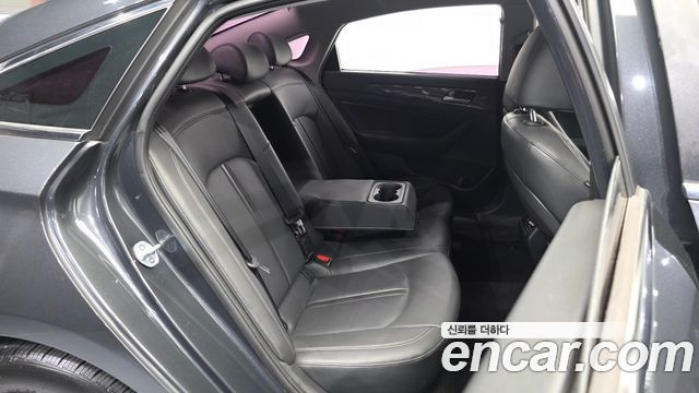Hyundai Sonata 2019 — photo 18