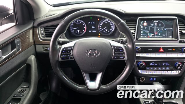 Hyundai Sonata 2019 — photo 19