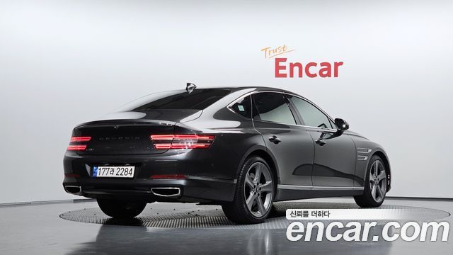 Genesis G80 2022 — photo 2