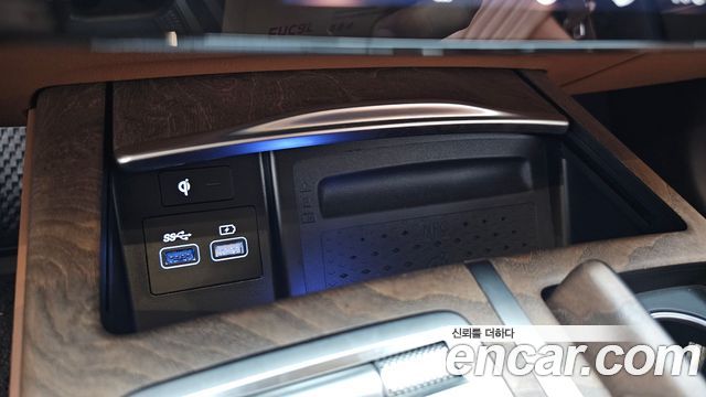 Genesis G80 2022 — photo 21