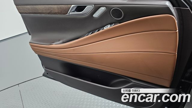 Genesis G80 2022 — photo 14