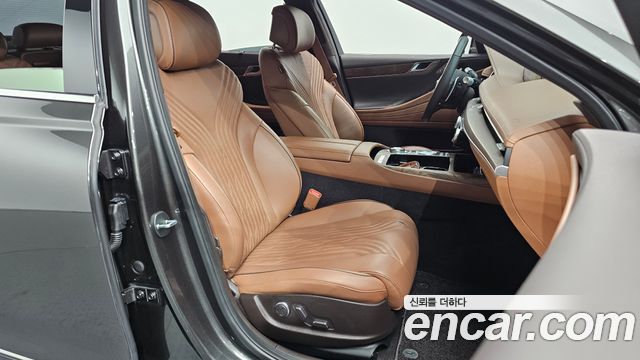 Genesis G80 2022 — photo 16