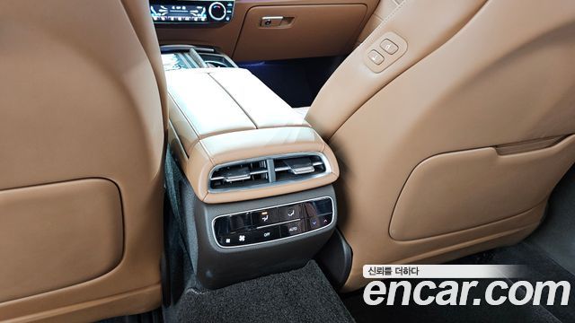 Genesis G80 2022 — photo 30
