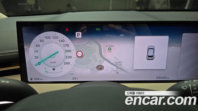 Genesis GV70 2025 — photo 11