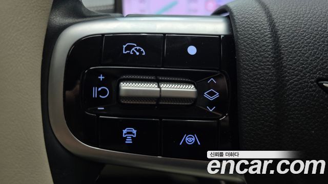 Genesis GV70 2025 — photo 24