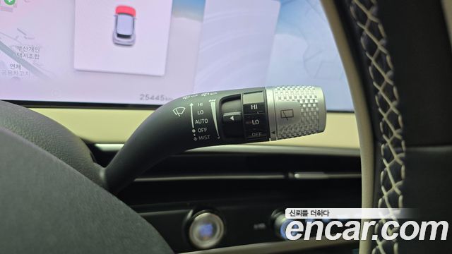 Genesis GV70 2025 — photo 26