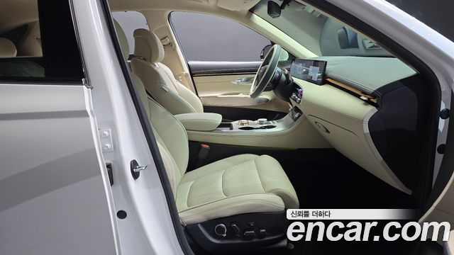 Genesis GV70 2025 — photo 16