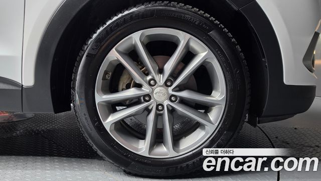 Hyundai Santafe 2016 — photo 5