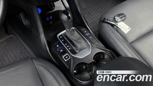 Hyundai Santafe 2016 — photo 12