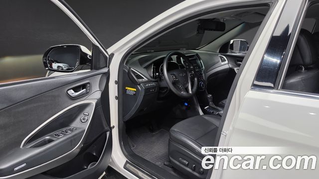 Hyundai Santafe 2016 — photo 13