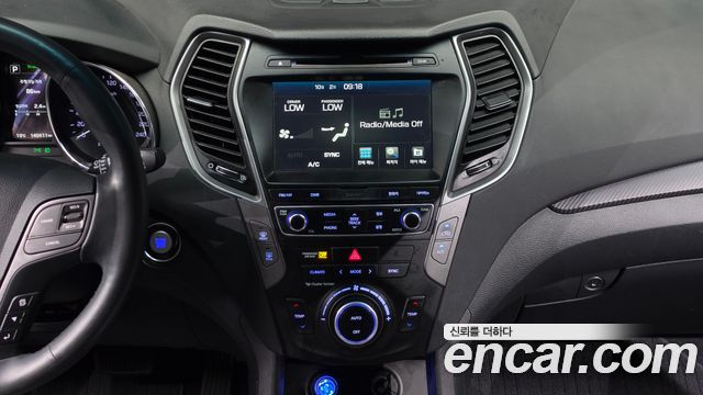 Hyundai Santafe 2016 — photo 21