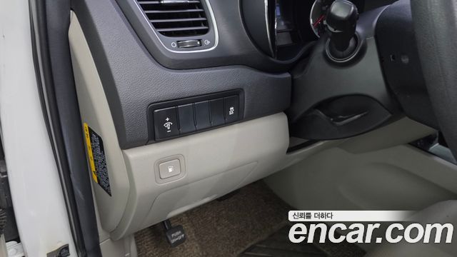 Kia Canival 2019 — photo 24