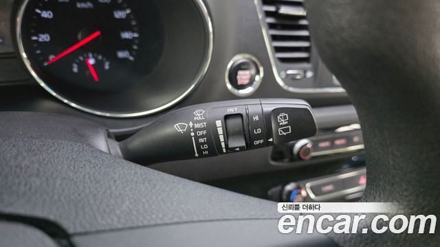 Kia Canival 2019 — photo 25