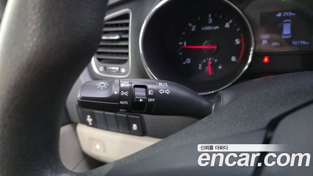 Kia Canival 2019 — photo 27