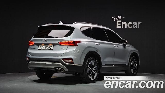 Hyundai Santafe 2019 — photo 2