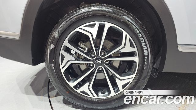 Hyundai Santafe 2019 — photo 5