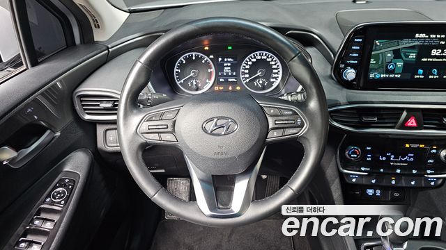 Hyundai Santafe 2019 — photo 19