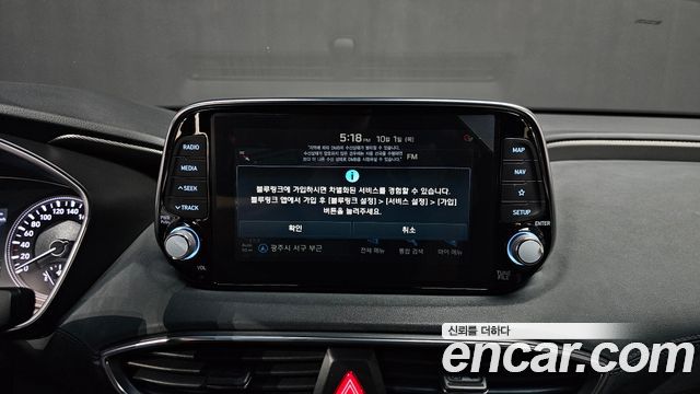 Hyundai Santafe 2019 — photo 22