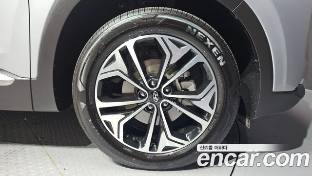 Hyundai Santafe 2019 — photo 7