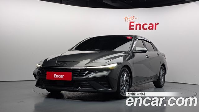 Hyundai AVANTE 2024 — photo 1