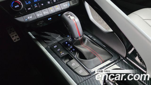 Hyundai AVANTE 2024 — photo 9