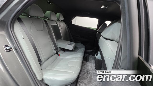Hyundai AVANTE 2024 — photo 19