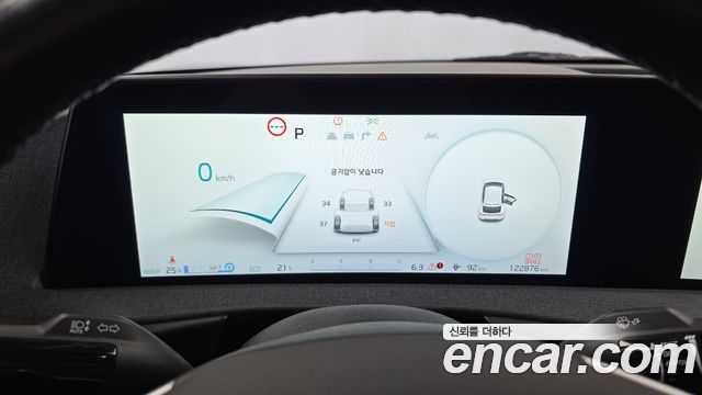 Kia EV6 2022 — photo 11