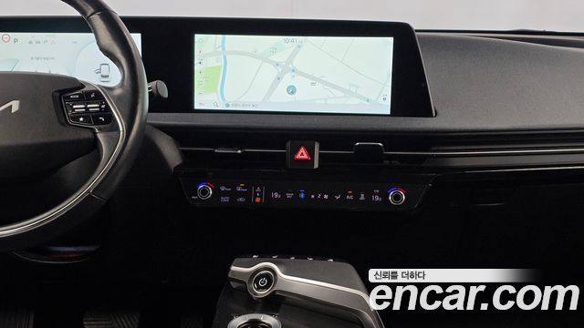 Kia EV6 2022 — photo 20
