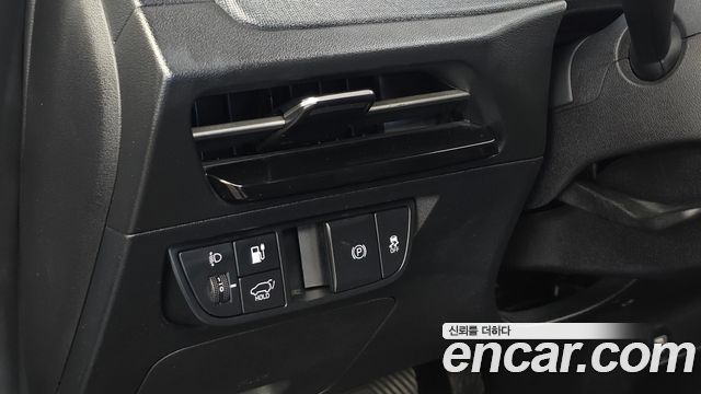 Kia EV6 2022 — photo 23