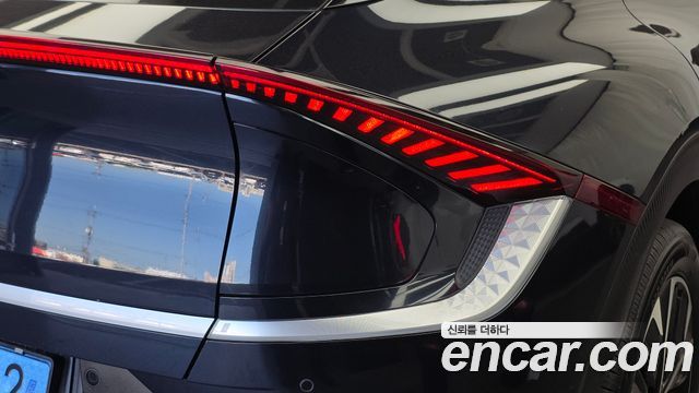 Kia EV6 2022 — photo 9