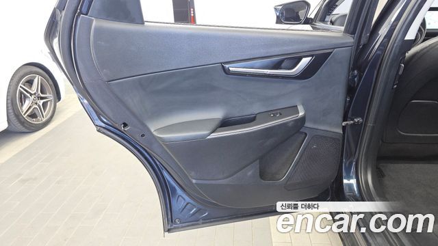 Kia EV6 2022 — photo 15