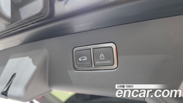 Kia EV9 2024 — photo 32
