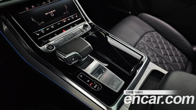 Audi Q7 2022 — photo 12