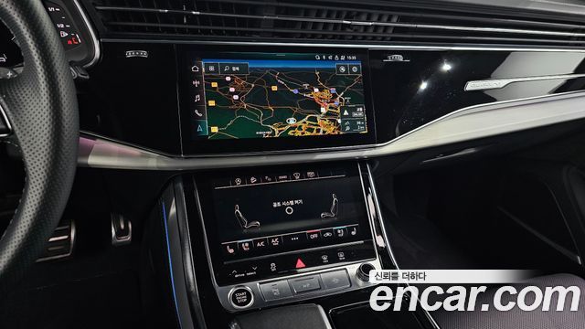 Audi Q7 2022 — photo 18