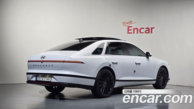 Hyundai Grandeur 2023 — photo 2