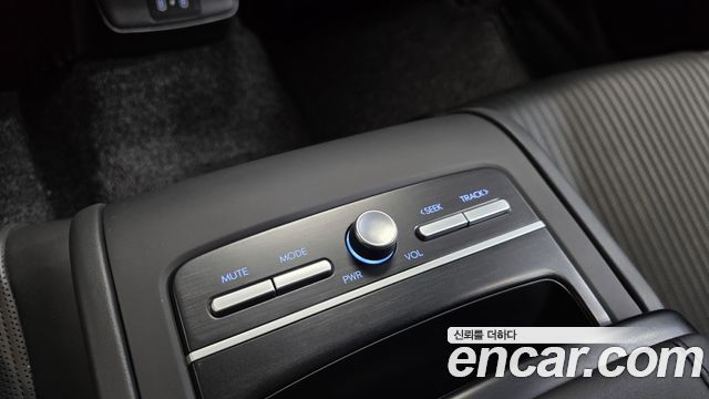 Hyundai Grandeur 2023 — photo 39