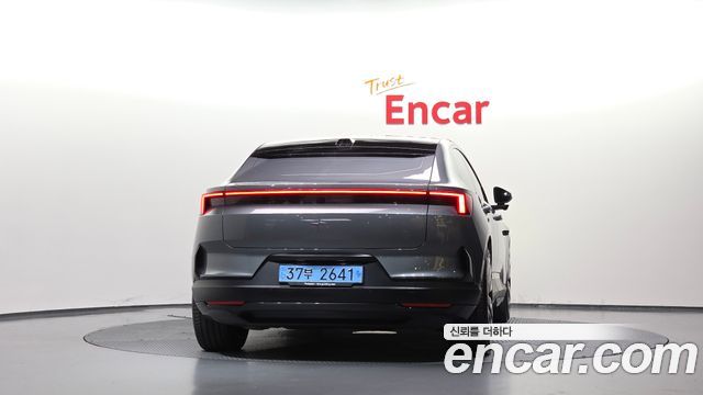 Polestar Polestar 4 2025 — photo 4