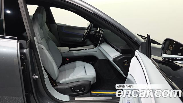 Polestar Polestar 4 2025 — photo 11