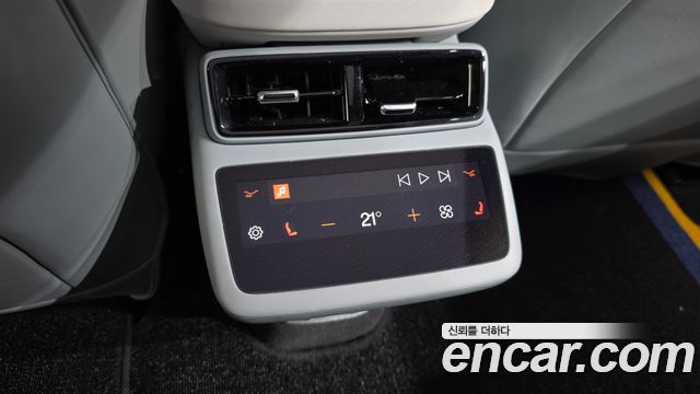 Polestar Polestar 4 2025 — photo 18