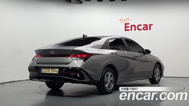 Hyundai AVANTE 2024 — photo 2