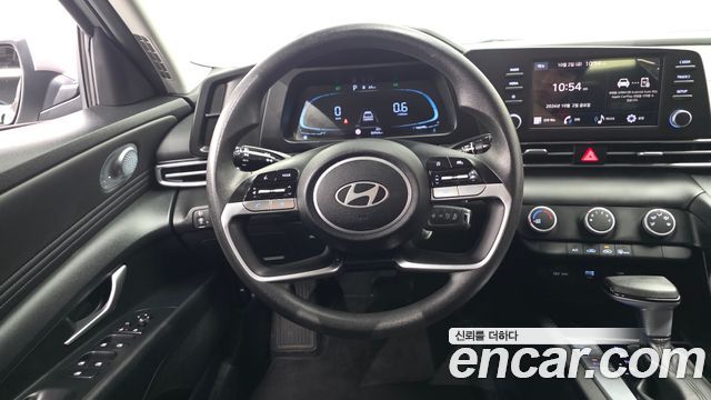 Hyundai AVANTE 2024 — photo 12
